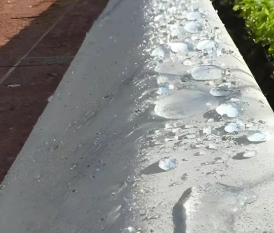 龙里硅烷浸渍涂料在混凝土保护中的应用